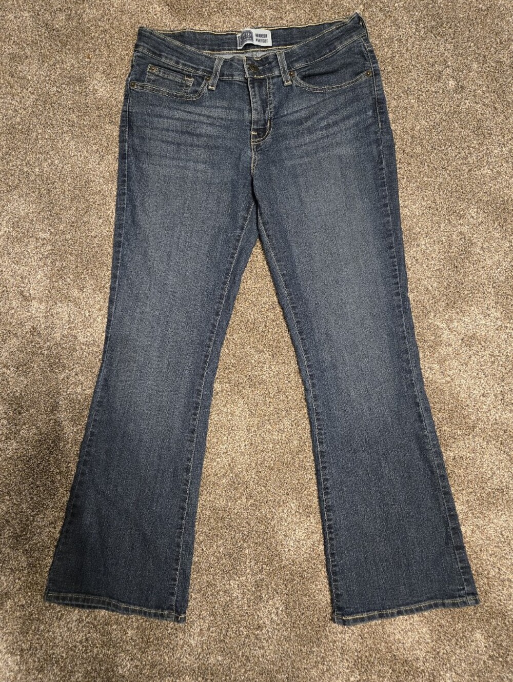 Signature by Levi Strauss Women's Dark Blue Modern BootCut Jeans, Size 10S